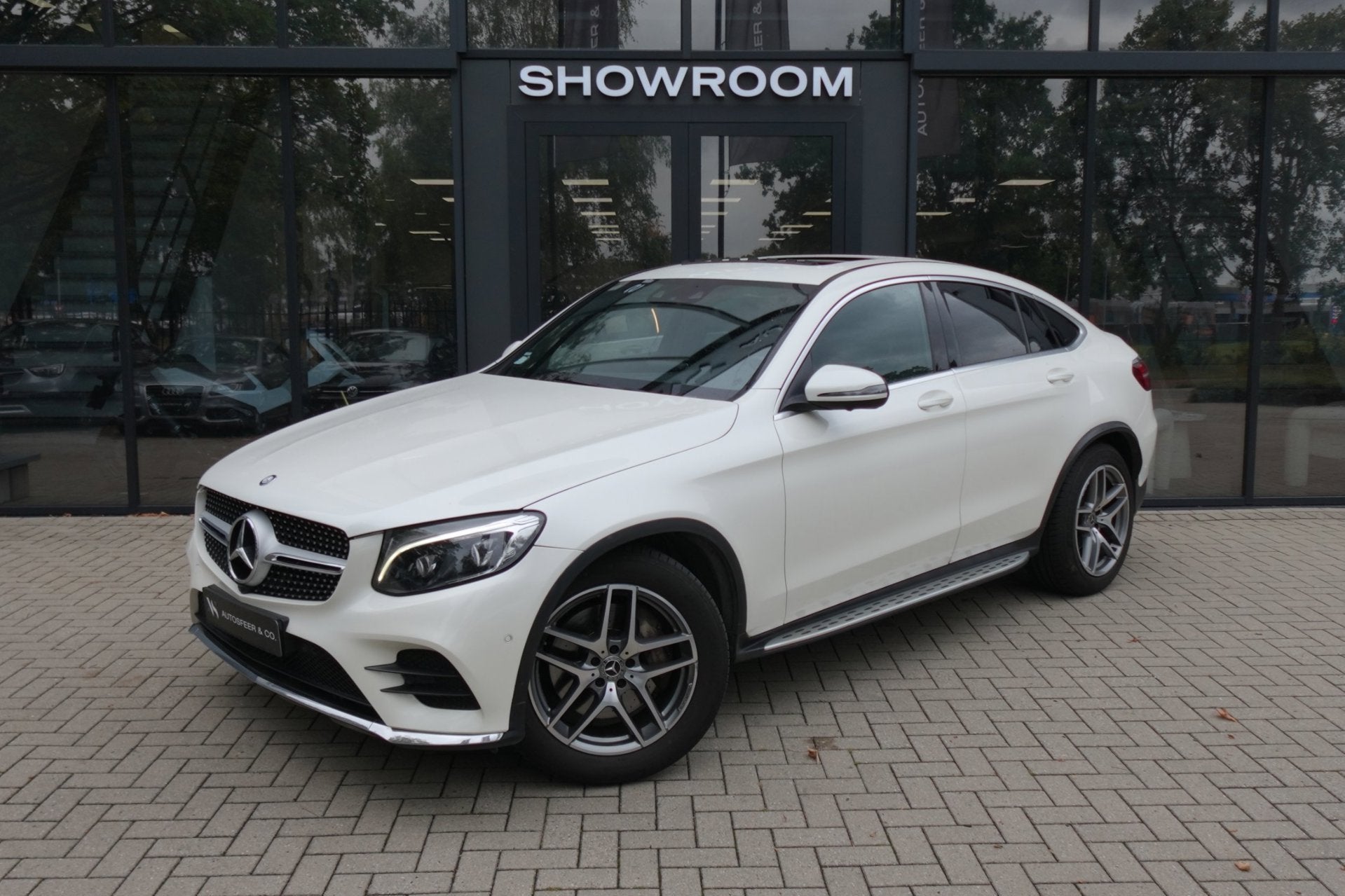 Mercedes-Benz GLC-klasse Coupé 250 d 4MATIC PANO 360 CAM AM, Auto's, Automaat, Dealer onderhouden, Gebruikt, Zwart