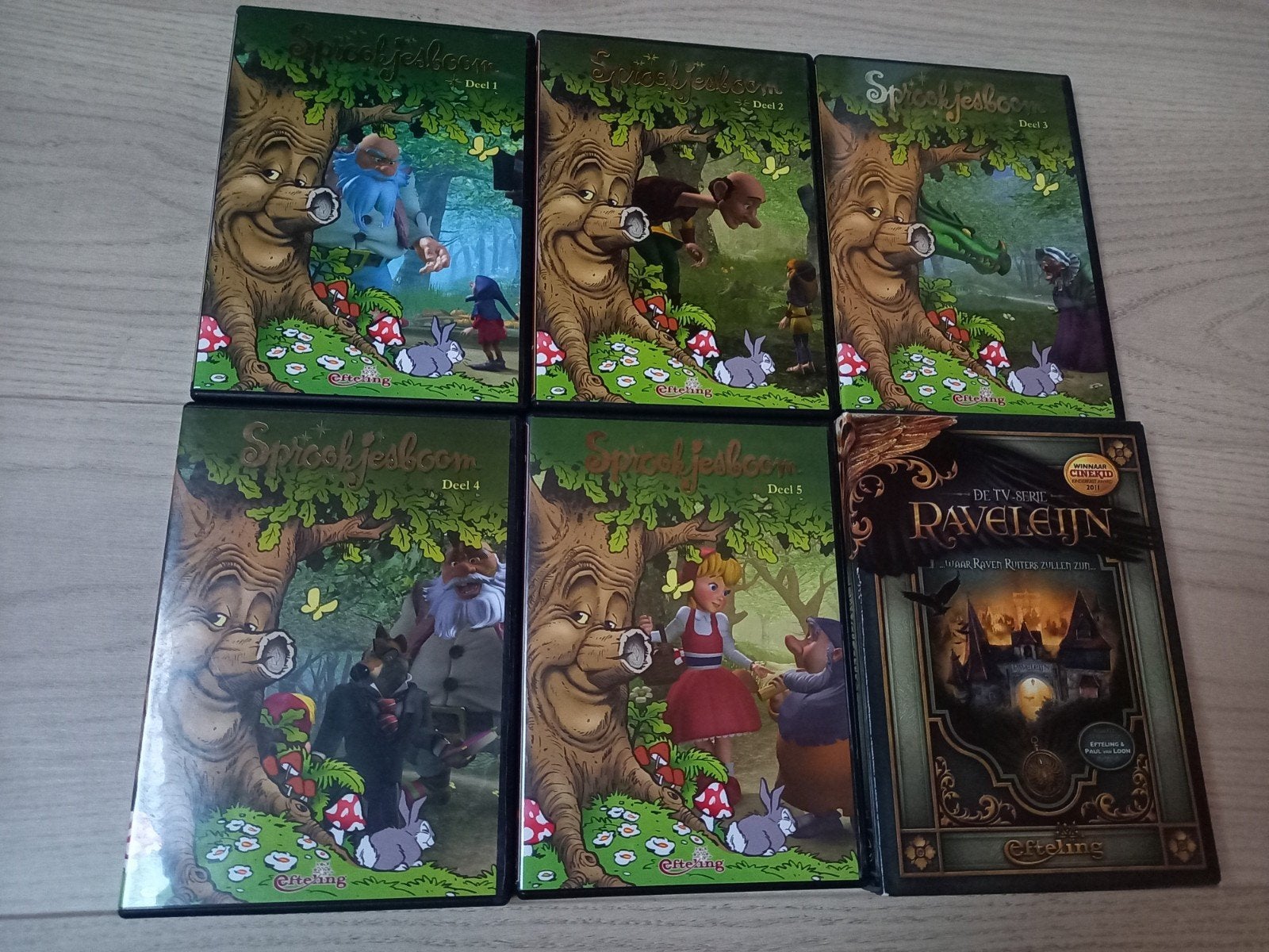 De Efteling dvds inclusief Raveleijn, Alle leeftijden, Ophalen of Verzenden, Zo goed als nieuw, Boxset