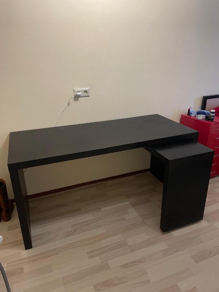 IKEA MALM bureau met uittrekbaar blad, donker bruin, Huis en Inrichting, Ophalen, Spaanplaat of MDF, Schoolbureau, Bruin
