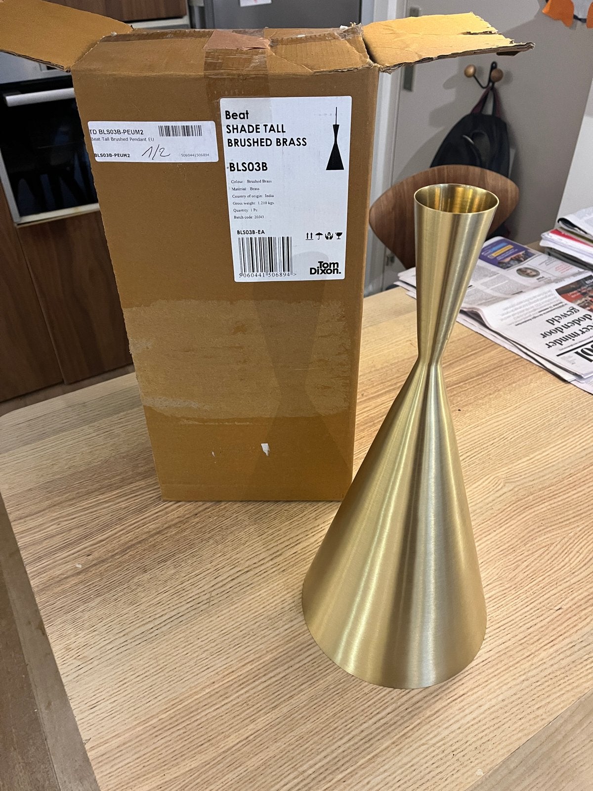 Tom Dixon Beat Shade Tall Brushed Brass lamp nieuw in doos, Ophalen of Verzenden, Nieuw, Overige merken