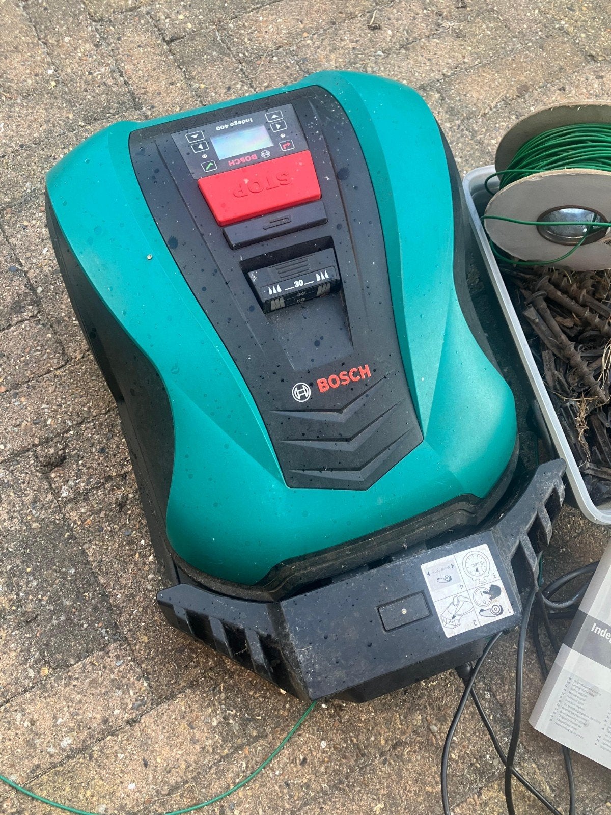 Bosch robotgrasmaaier Indrgo 400, Tuin en Terras, Ophalen, Gebruikt, Bosch indego