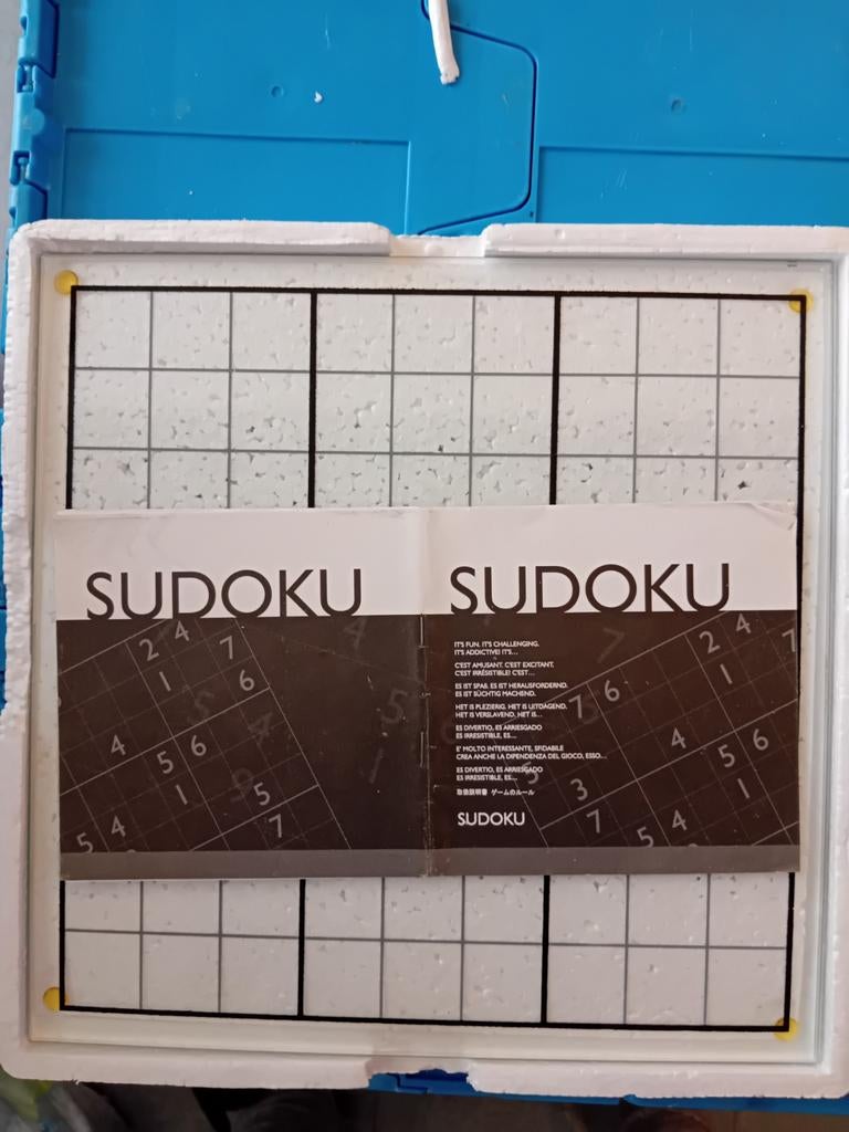 Sudoku bordspel met fiches, Ophalen of Verzenden, Gebruikt, Overige typen