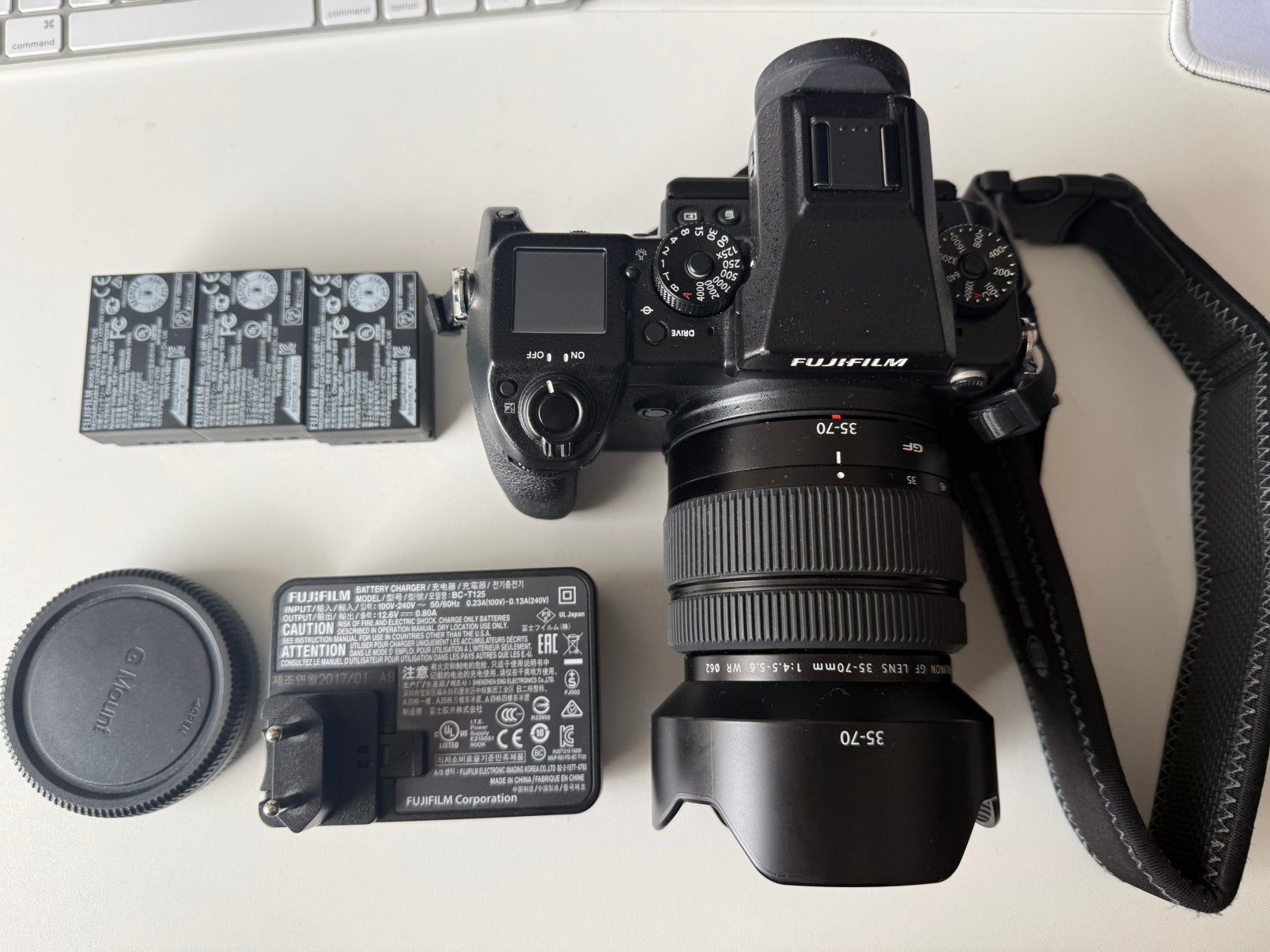 Fujifilm GFX 50S + GF 35-70mm | 3 Accu’s + lader, Gebruikt, 51 megapixels, Ophalen of Verzenden, Lensdop