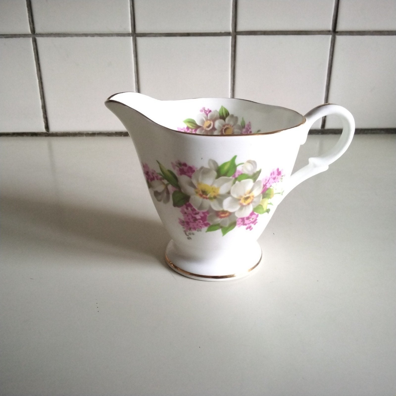 Engels melkkannetje  windsor, Ophalen of Verzenden