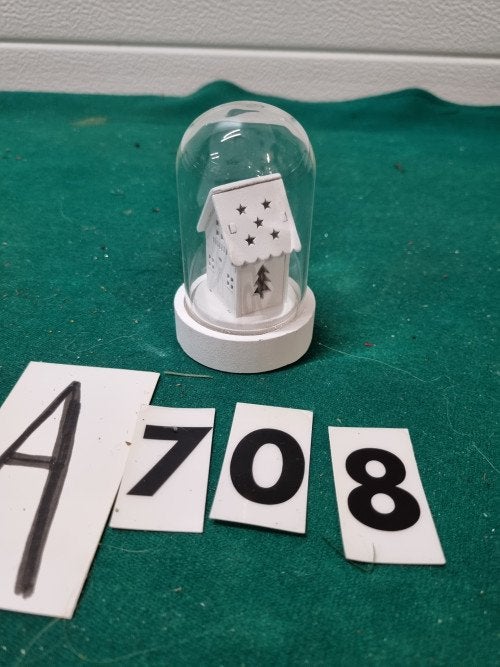 kerst huisje in stolp met verlichting [a708], Ophalen of Verzenden, 'T Olde Gre-j, Info@toldegrej.nl, Endepoelstraat 20f Didam