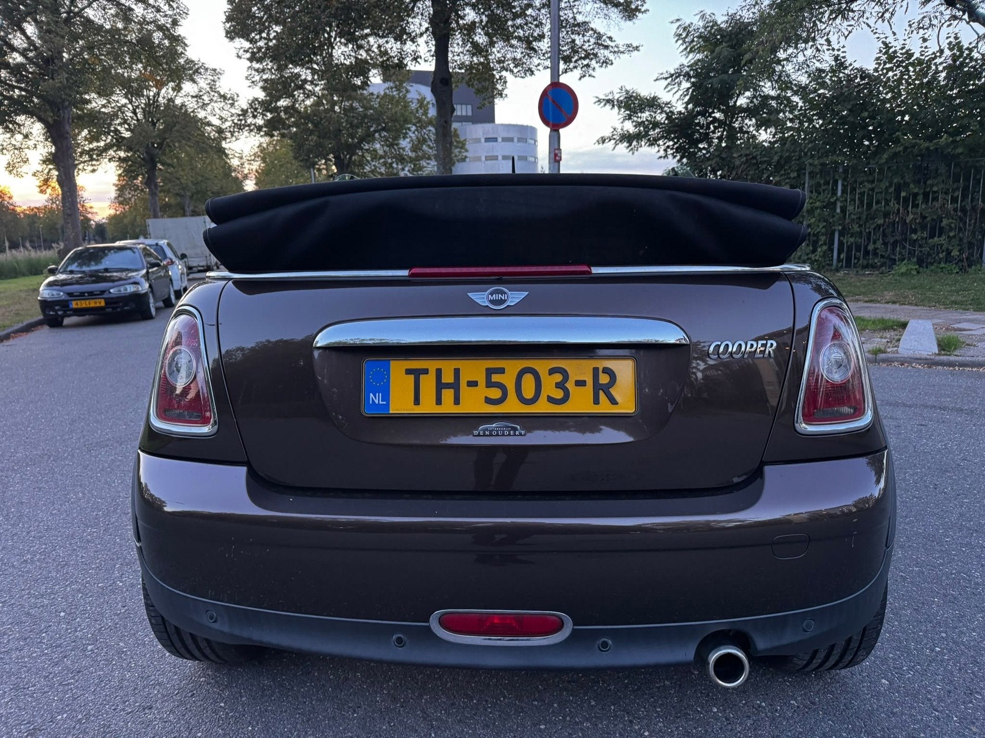 Mini Mini Cabrio 1.6 Cooper, Gebruikt, 4 cilinders, 4 stoelen, 49 €/maand