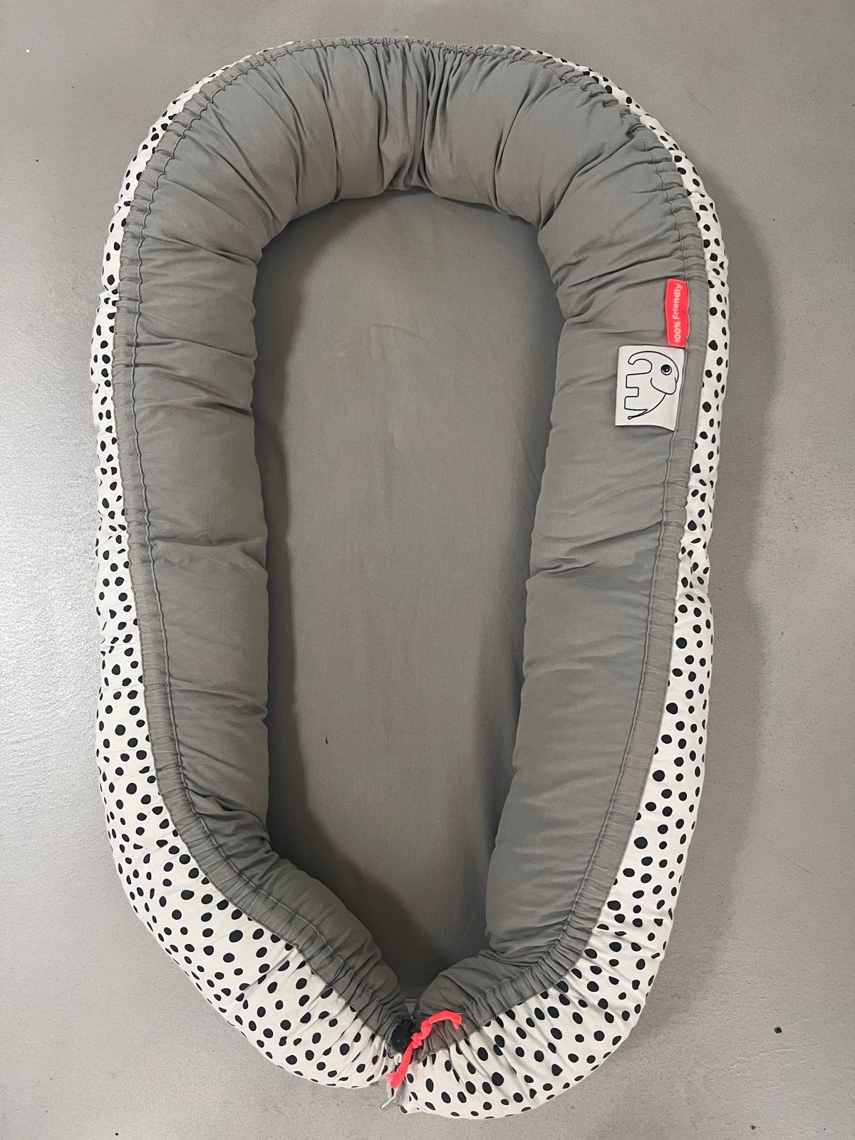Done by Deer babynestje grijs met stippen, Ophalen, Gebruikt, Overige typen