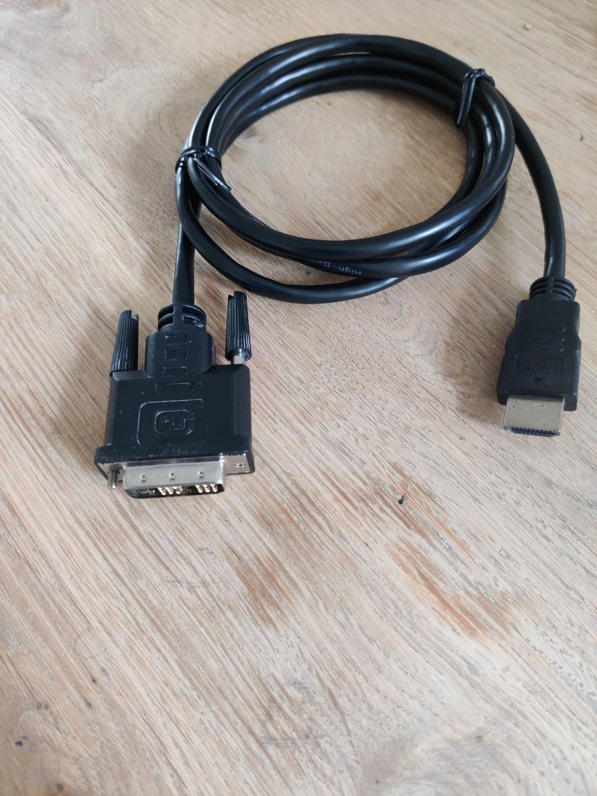 DVI naar HDMI kabel - Zwart, 1,5 meter, Ophalen of Verzenden, Gebruikt, Minder dan 2 meter, HDMI-kabel