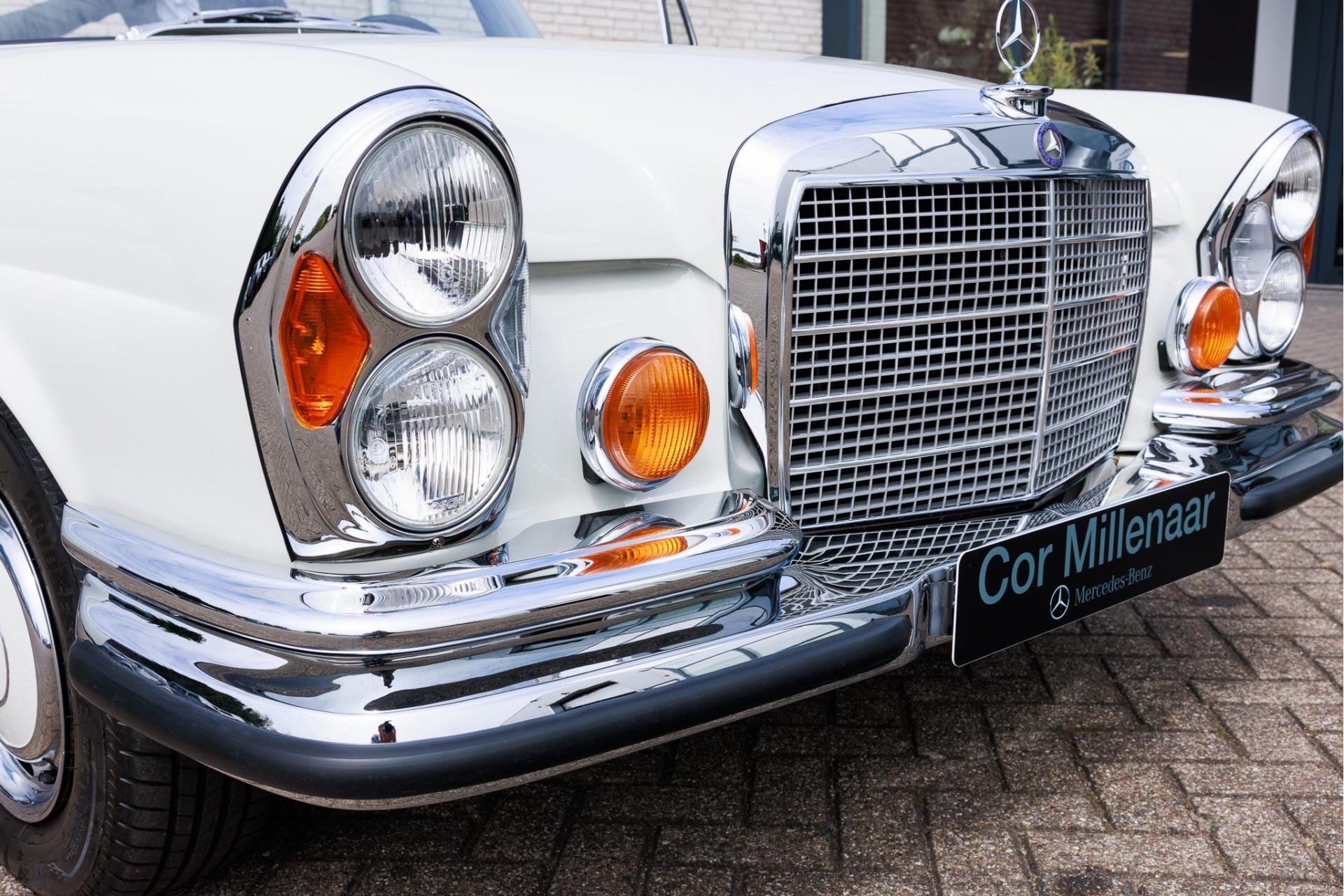 Mercedes-Benz 280 W111 SE Cabriolet | Volledig gerestaureerd, foto 11