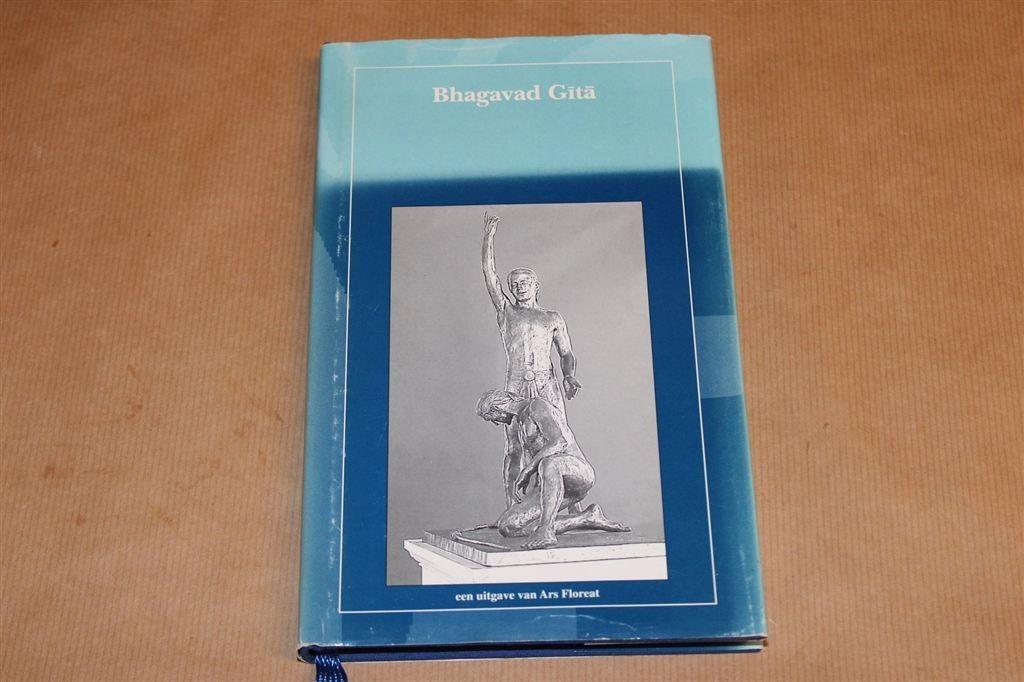 Bhagavad Gītā — Uitgave van Ars Floreat, Boeken, Ophalen of Verzenden, Gelezen, Overige onderwerpen, Achtergrond en Informatie