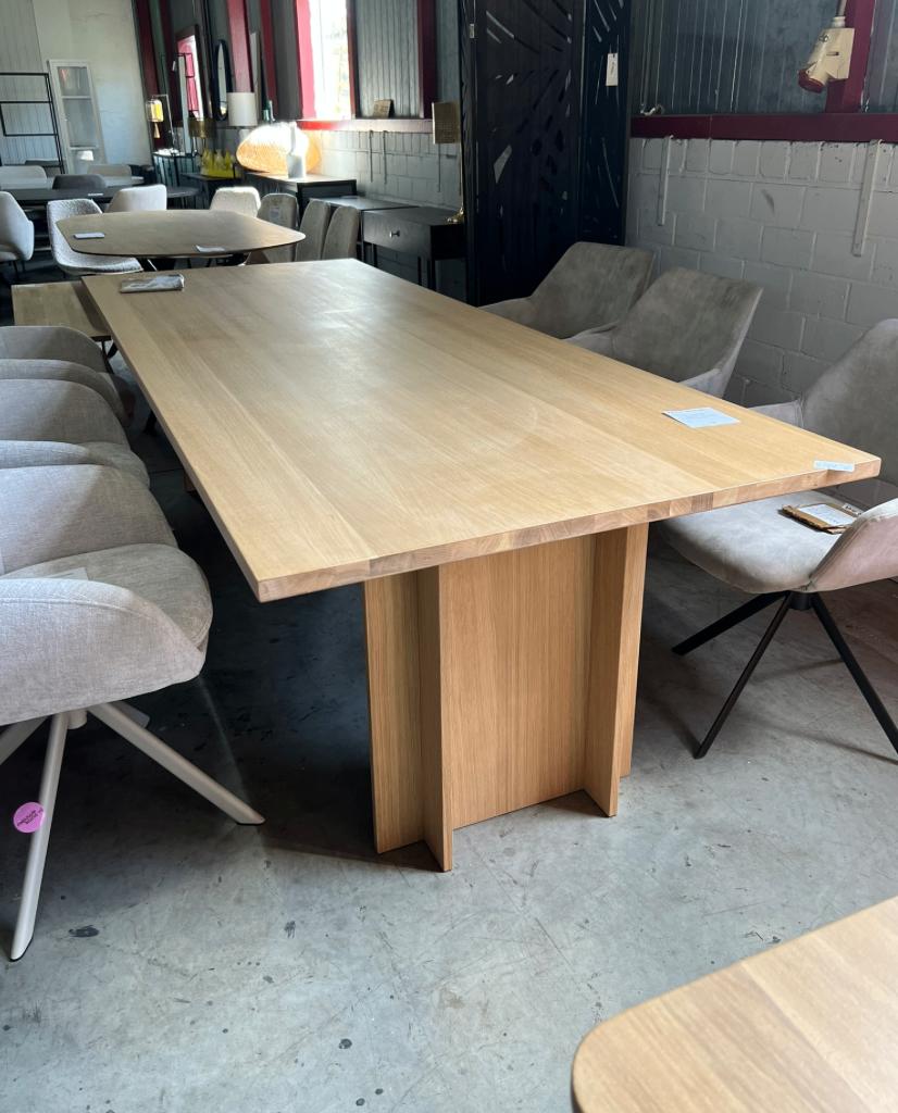 Studio Henk Eettafel Column 260 x 100 Eiken | Van €3049, nu, Studio Henk, Studio Henk, Studio Henk, Rechthoekig