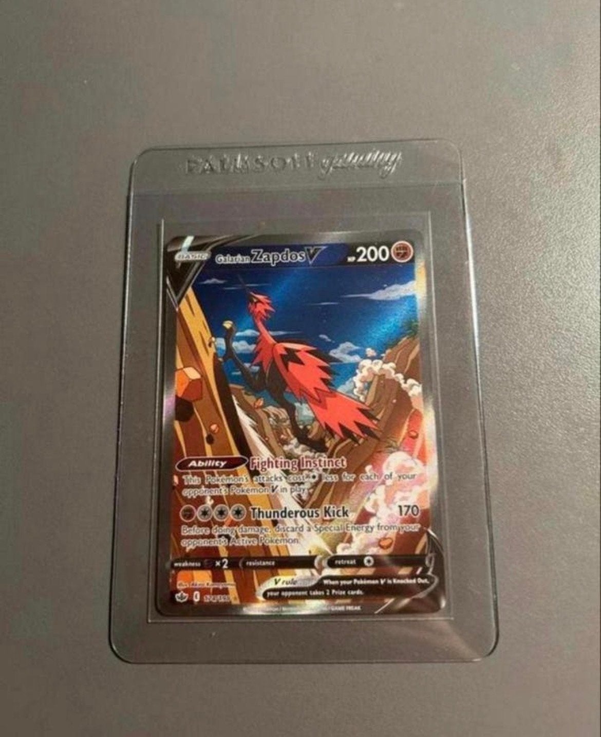 Zapdos Galarian V Alt Art 174/198 Pokémon Kaart, Ophalen of Verzenden, Zo goed als nieuw, Losse kaart, Foil