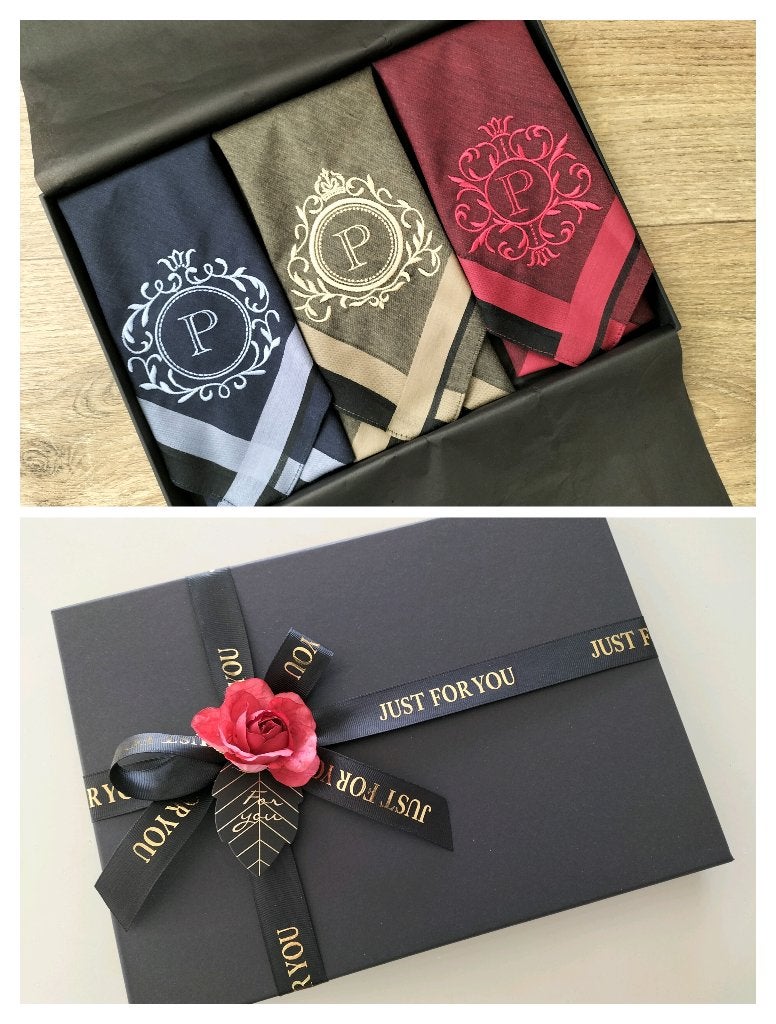 Geborduurde zakdoeken met initiaal cadeaudoos, Verzenden, Nieuw