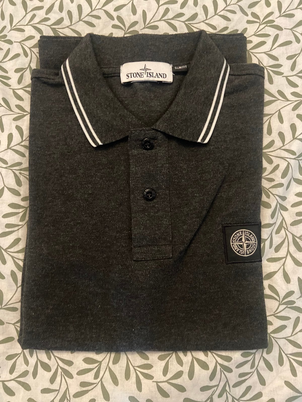 Stone islandpolo slimfit, Kleding | Heren, Polo's, Ophalen of Verzenden, Zo goed als nieuw, Maat 48/50 (M), Grijs
