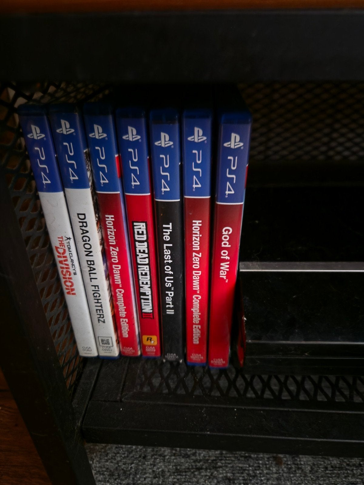PS4 Games: God of War, Horizon Zero Dawn, The Last of Us and, Spelcomputers en Games, Games | Sony PlayStation 4, Ophalen, Online