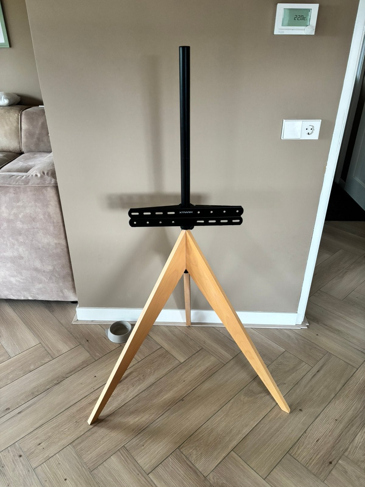 TV standaard universeel tripod, Ophalen, Zo goed als nieuw