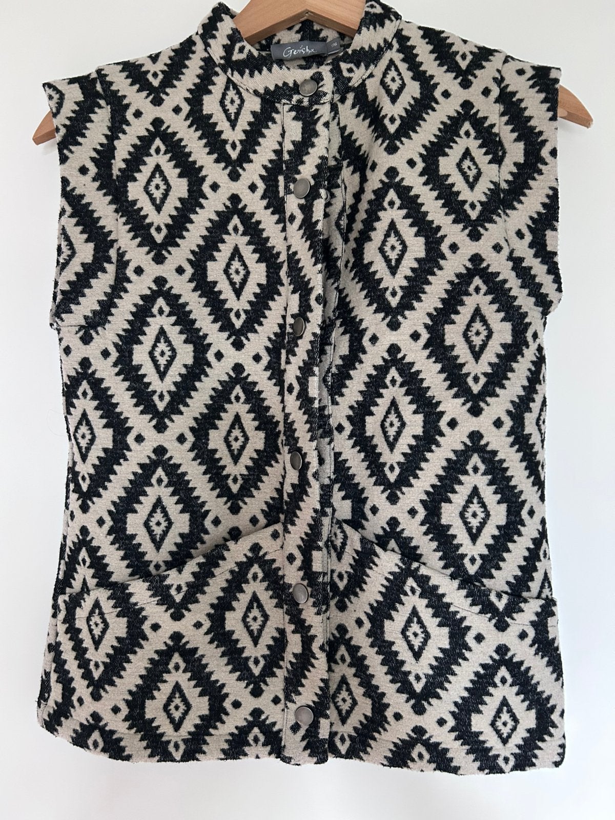 Zo goed als nieuw GEISHA gilet maat 176  zwart/wit print, Ophalen of Verzenden, Zo goed als nieuw, Meisje, Overige typen