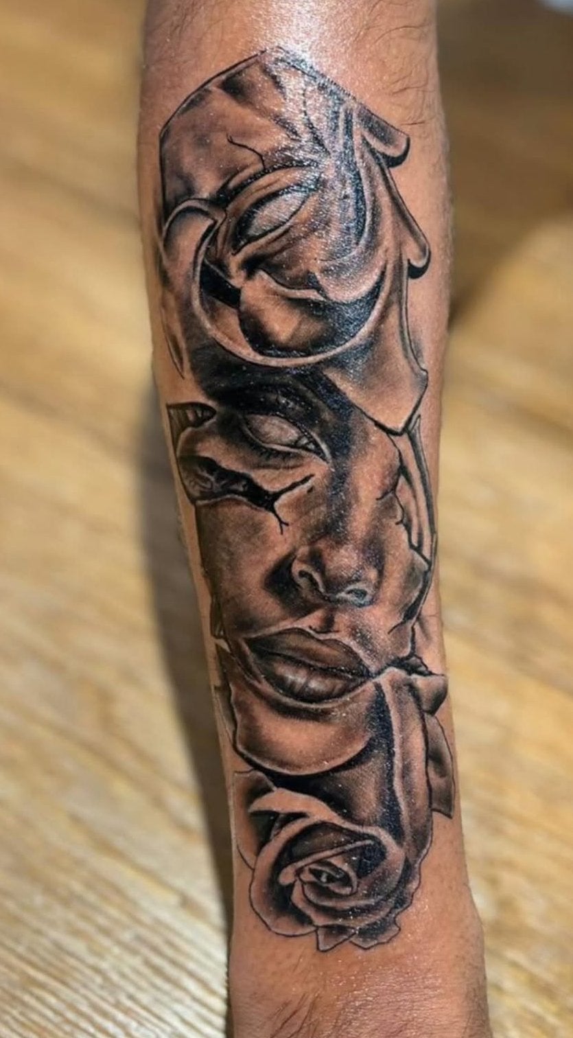 Foto 6 van Tattoo canvas gezocht. Tattoo tegoed bonnen. Gratis designs