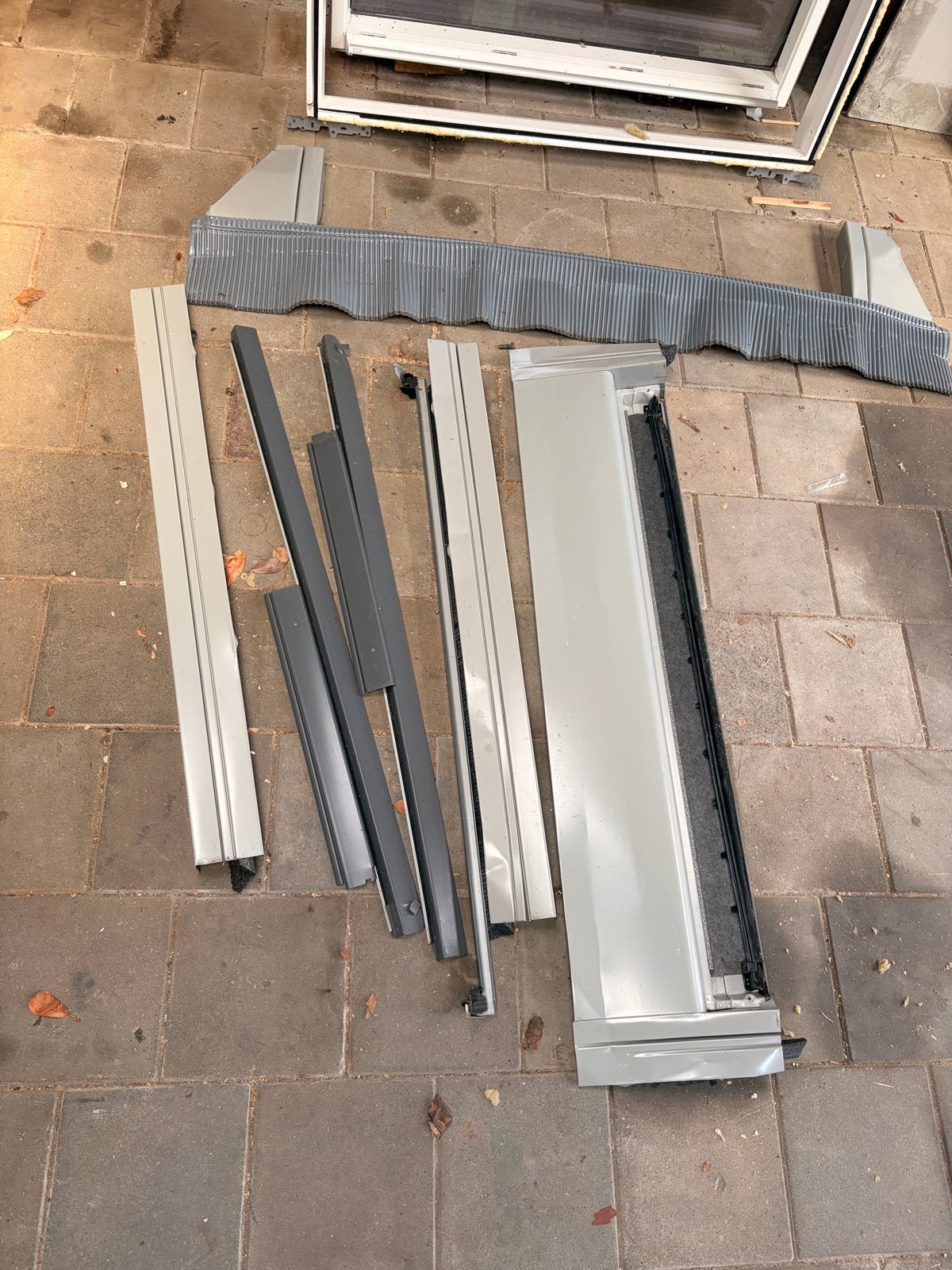 Velux Dakraam HR++ - Compleet met gootstukken, Ophalen, Gebruikt, 120 tot 160 cm, Dubbelglas