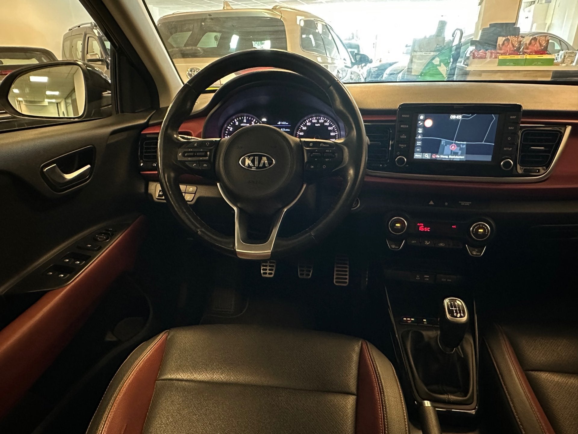 Foto 11 van Kia RIO 1.0 TGDI|120PK|PLATINUM|LEDER|PANO|LED|17"|FULL OPTI