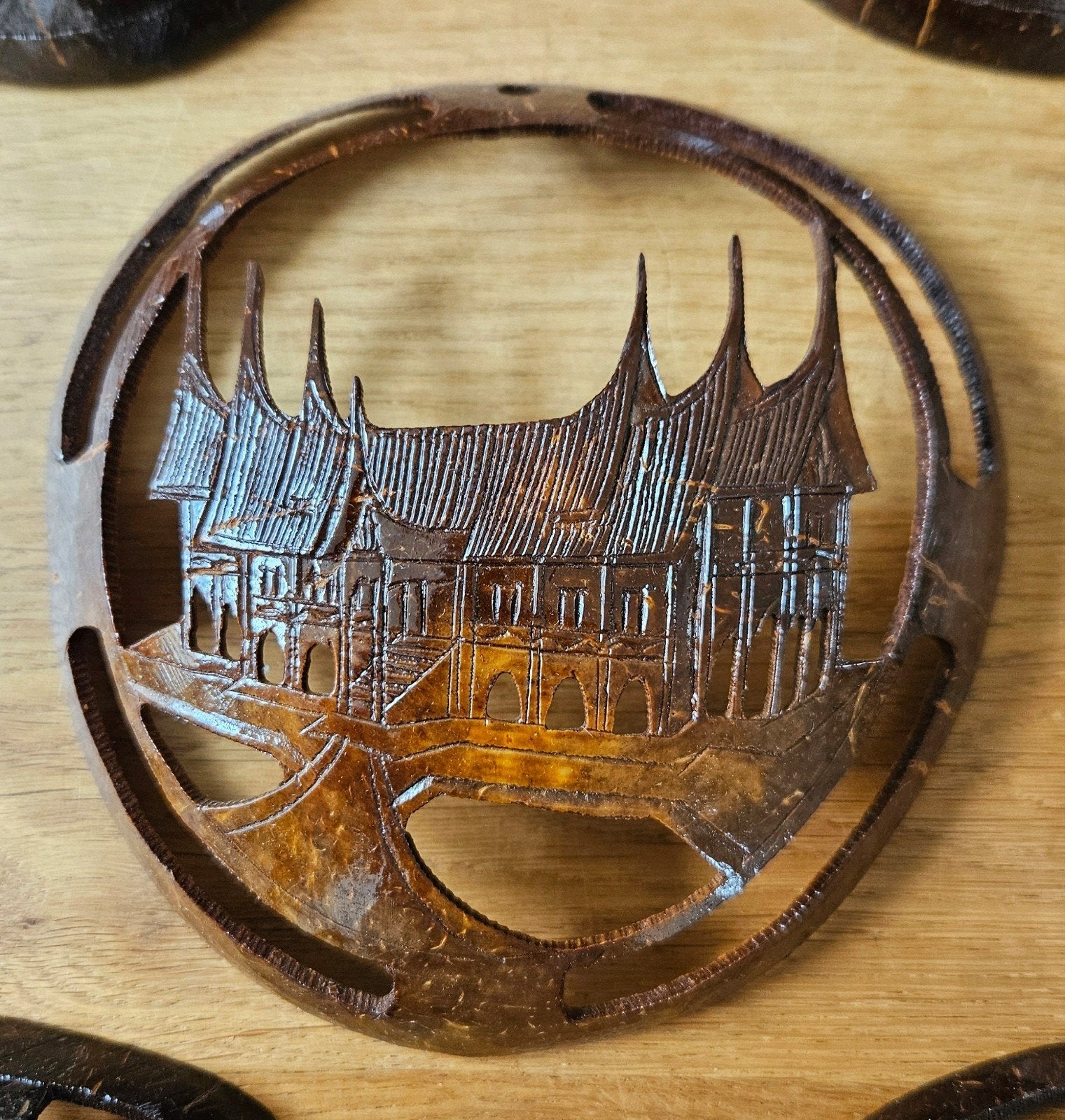 Kunst / handwerk Indonesië: 5x kokosnootschaal decoraties, Ophalen of Verzenden