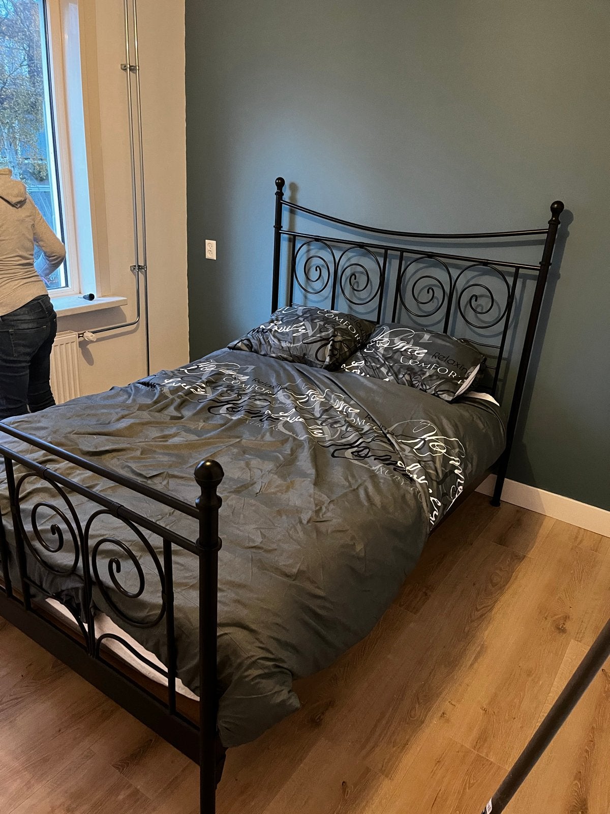 IKEA tweepersoonsbed 160x200 met matras, Ophalen, Gebruikt, Zwart, Tweepersoons
