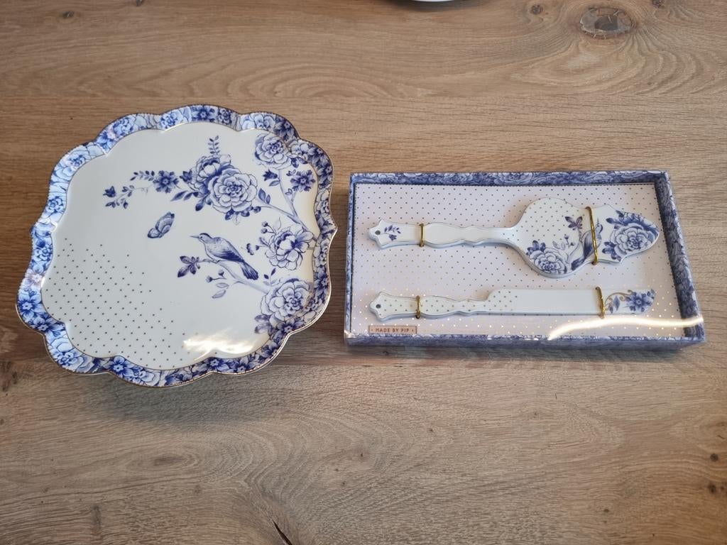 Pip Studio taartschaal met taartschep en taartmes - Nieuw, Ophalen of Verzenden, Nieuw, Porselein, Overige stijlen