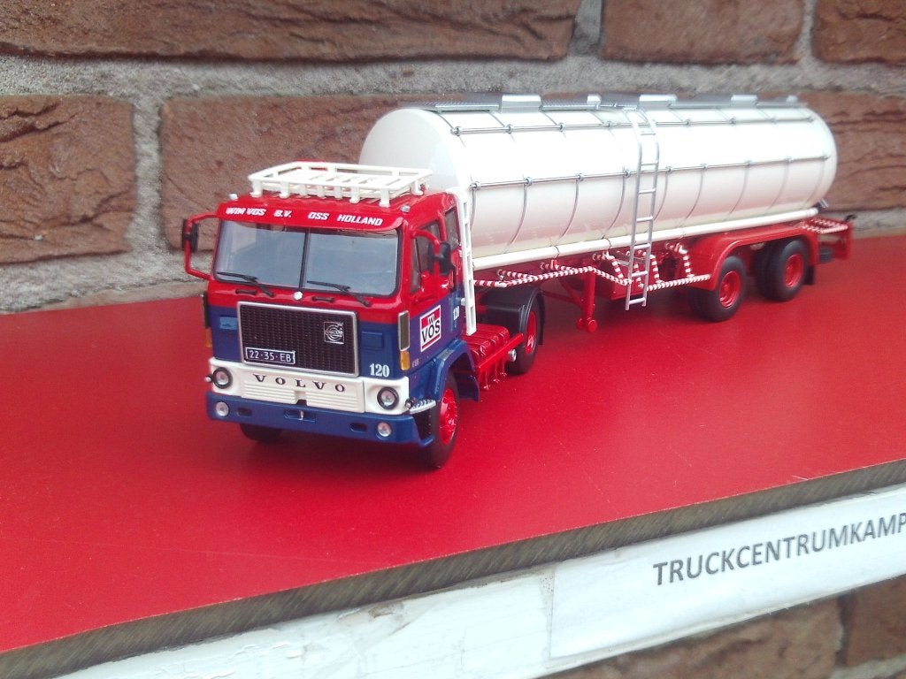 Tekno  Volvo  F88  met   Tankoplegger  van  Wim  Vos., Hobby en Vrije tijd, Modelauto's | 1:50, Ophalen of Verzenden, Nieuw, Bus of Vrachtwagen
