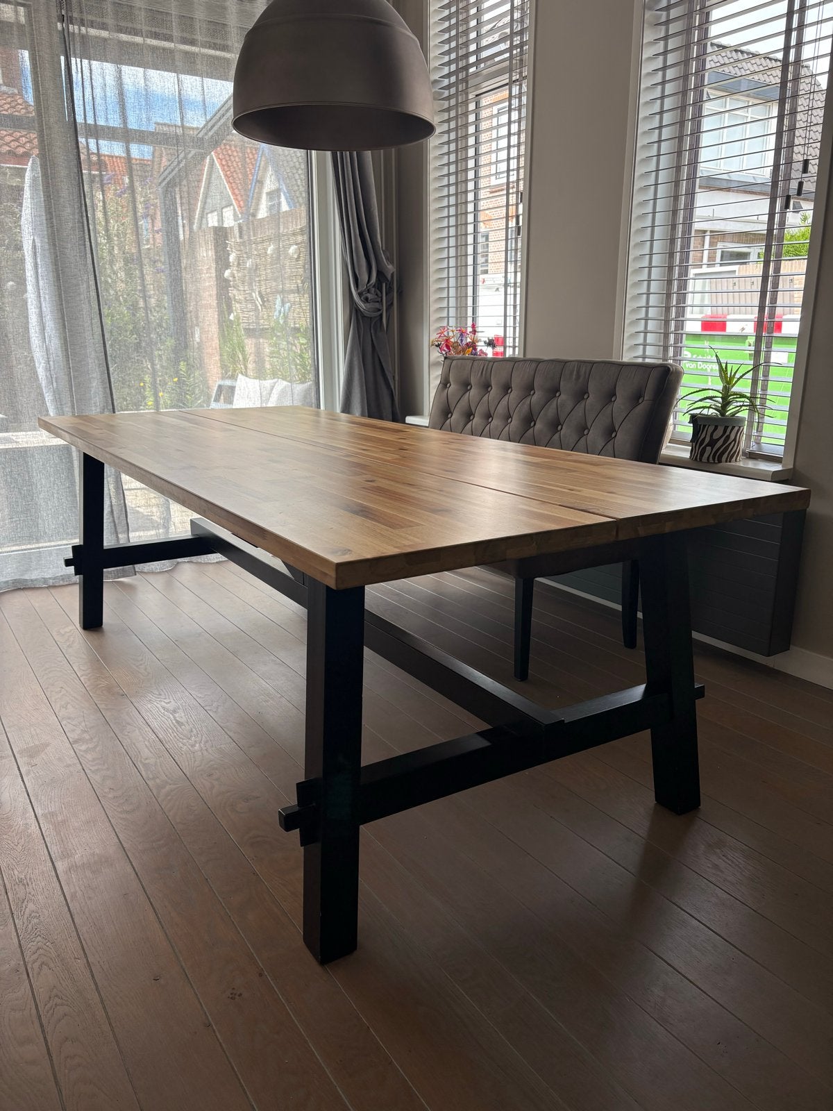IKEA SKOGSTA eettafel 235x100 cm met normale gebruikssporen, Ophalen, Gebruikt, 200 cm of meer, 50 tot 100 cm