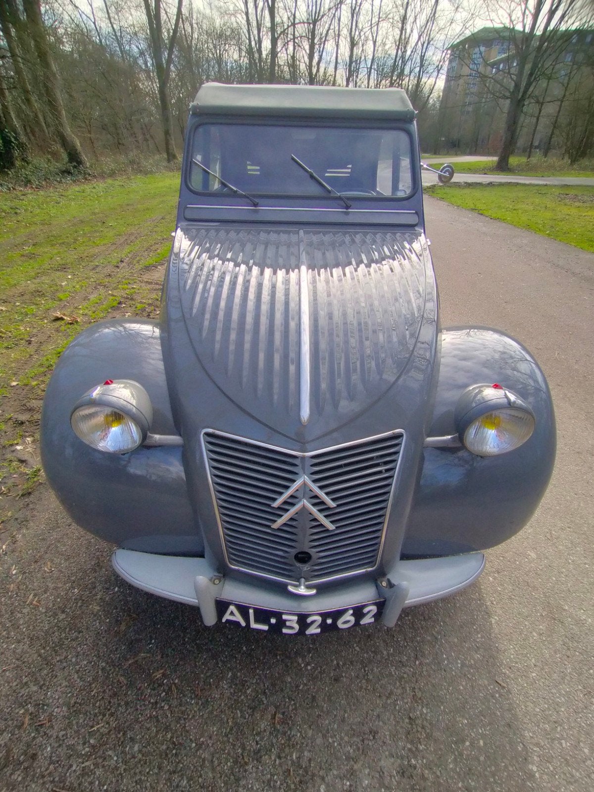 Citroën 2CV 0.4 1957 Grijs, Auto's, Citroën, Particulier, 2CV, Benzine, Hatchback, Handgeschakeld, Geïmporteerd, Zilver of Grijs