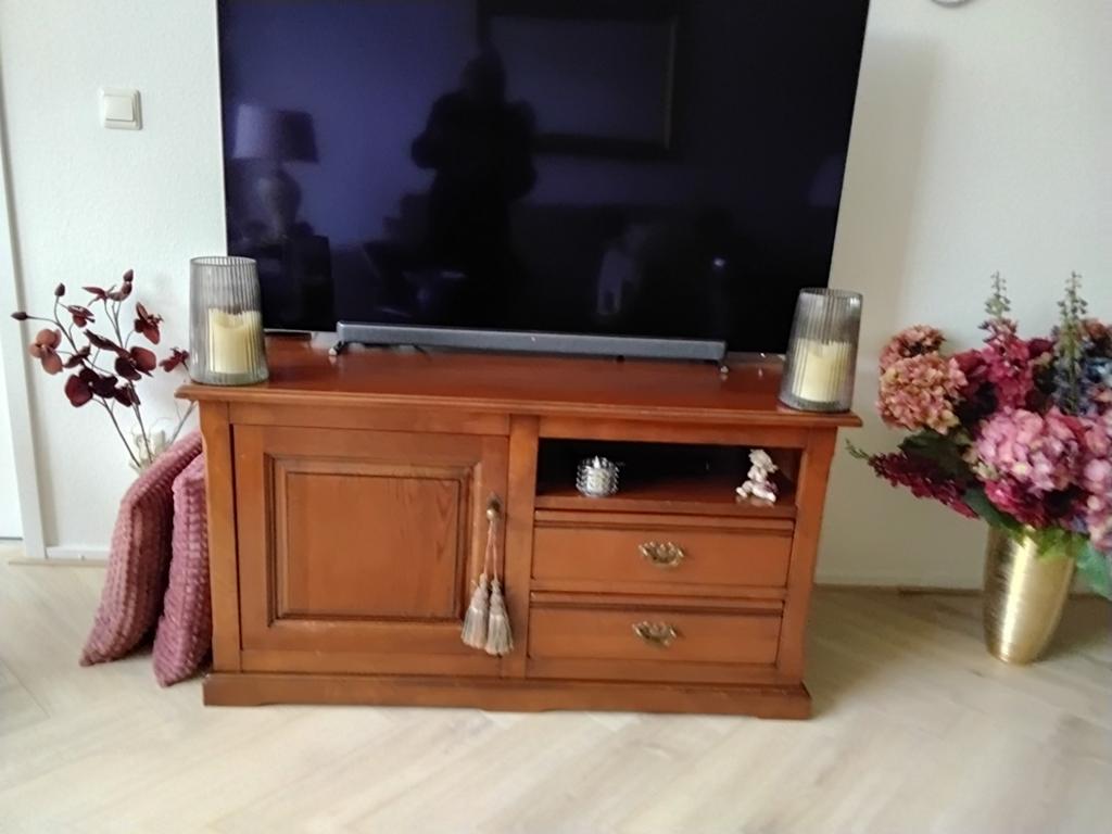 Mooie kersenhouten tv-kast met lade en deurtje, Gebruikt, 100 tot 150 cm, Ophalen of Verzenden, Minder dan 100 cm