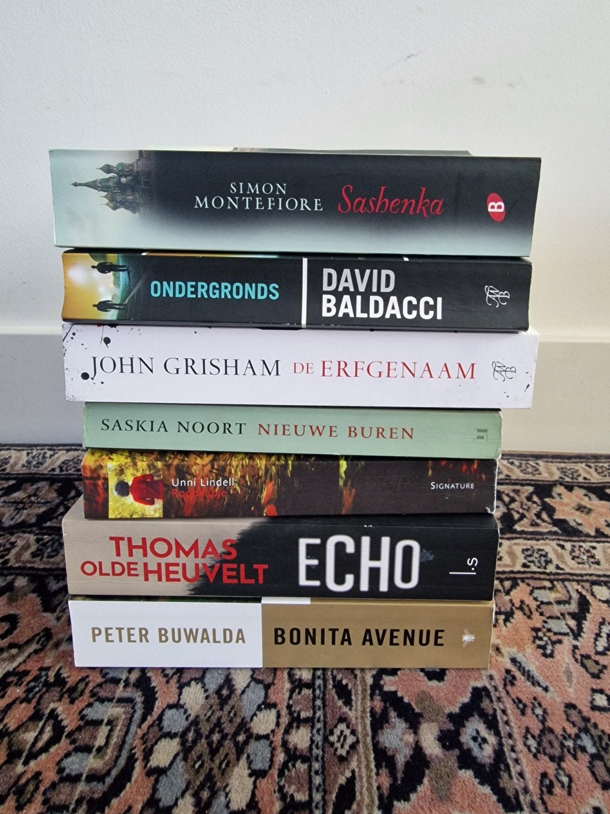 Boekenpakket: 7 thrillers en romans van bekende auteurs, Ophalen of Verzenden, Gelezen