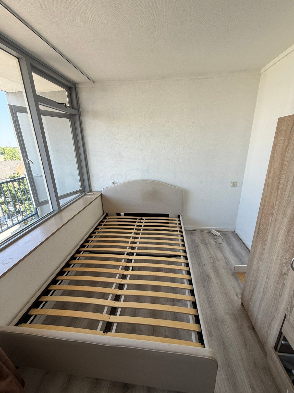 2 person Bed frame, Ophalen, Tweepersoons, 140 cm, Zo goed als nieuw