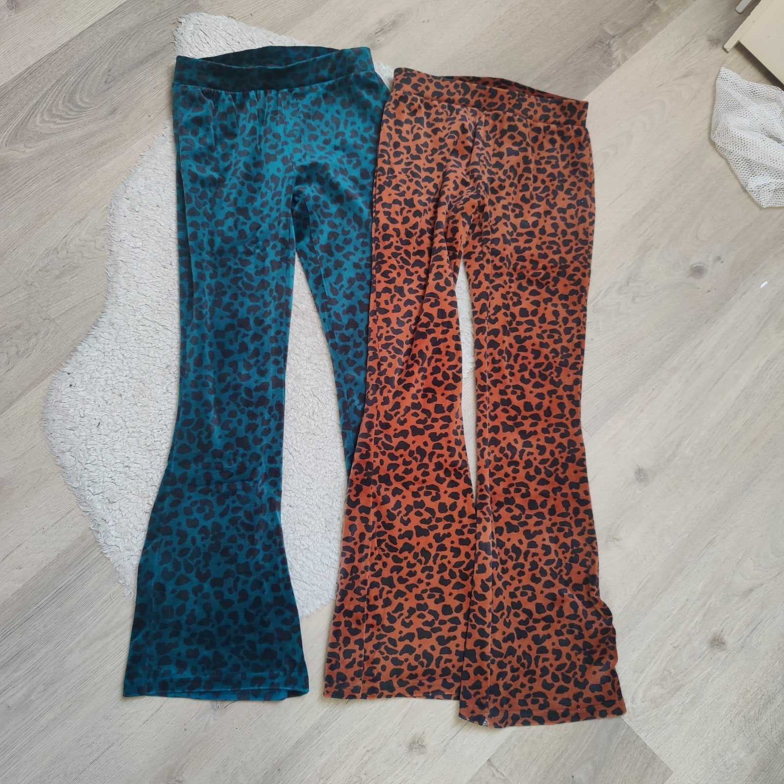 2x broek met wijde pijpen, Kinderen en Baby's, Kinderkleding | Maat 158, Ophalen of Verzenden, Meisje, Broek