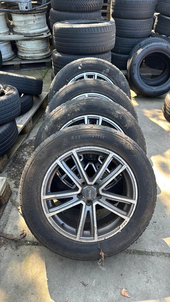 18 inch volvo xc90 winterset, Auto-onderdelen, Banden en Velgen, Ophalen, 18 inch, Banden en Velgen, Winterbanden