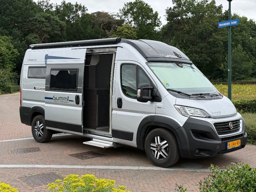 Caravans And Camping Globecar