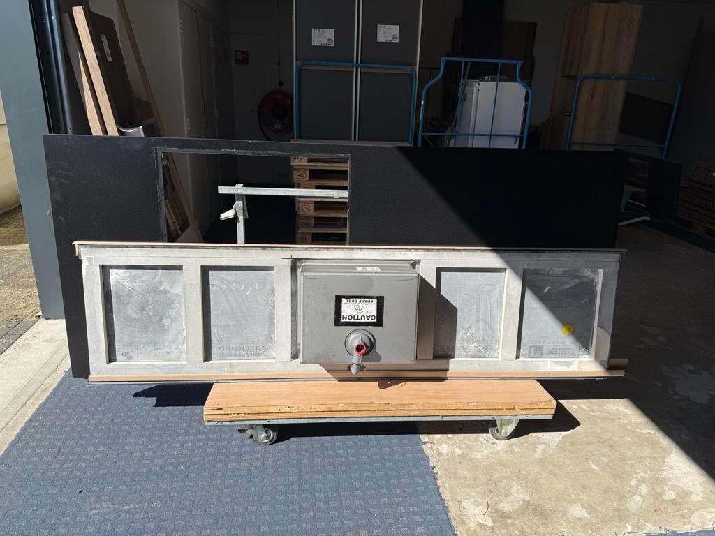 Composieten keuken werkblad met eiland en spoelgedeelte, Huis en Inrichting, Keuken | Keukenelementen, Gebruikt, 75 cm of meer