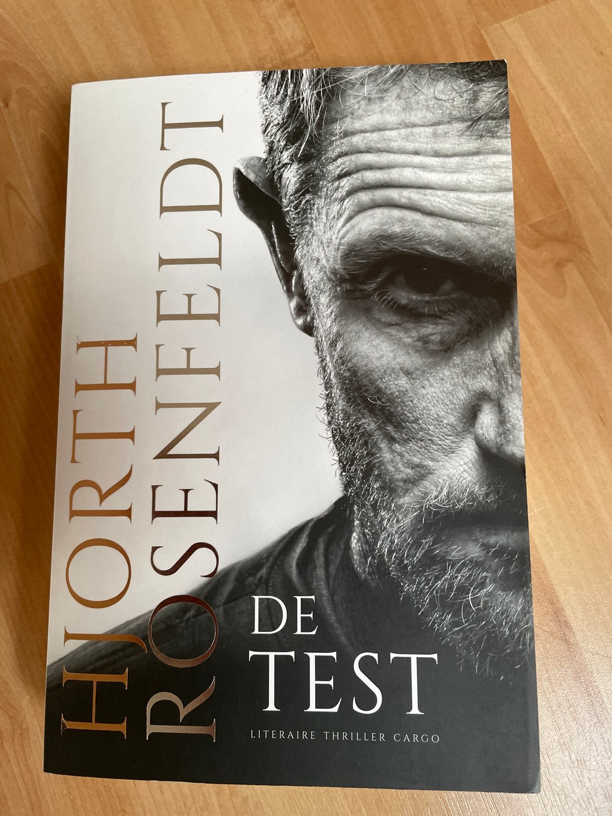 Hjorth Rosenfeldt - De Test (Literaire Thriller), Ophalen of Verzenden, Zo goed als nieuw, Scandinavië