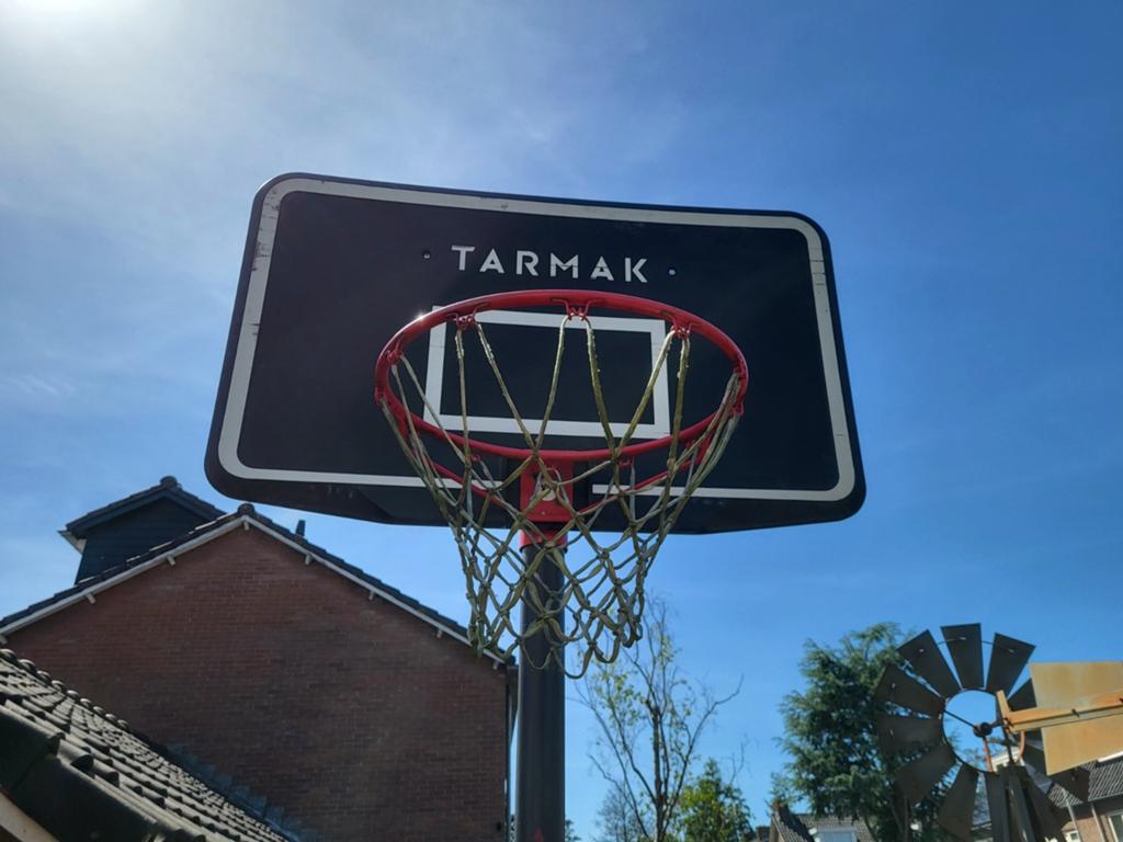 Tarmak basketbalpaal met verstelbare hoogte, Ophalen