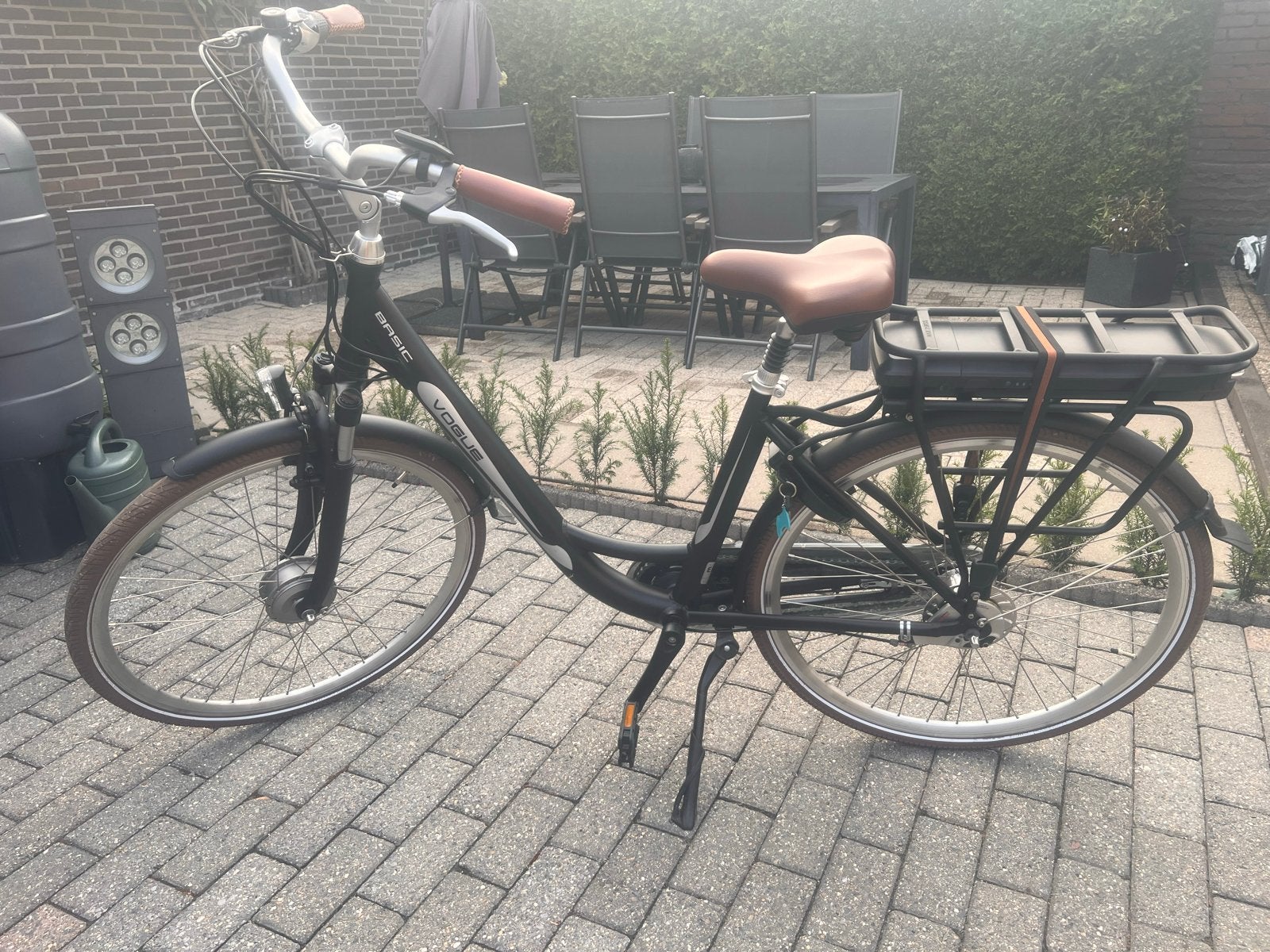 Vogue Basic elektrische fiets - nieuw maar 13 km op gefiets, Nieuw, 47 tot 51 cm, 50 km per accu of meer, Ophalen