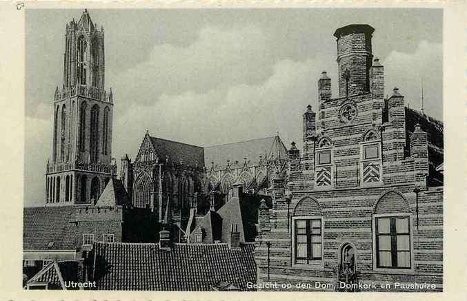 301-200-029 Utrecht Gezicht op den Dom Domkerk en Paushuize, Verzenden, Voor 1920, Utrecht