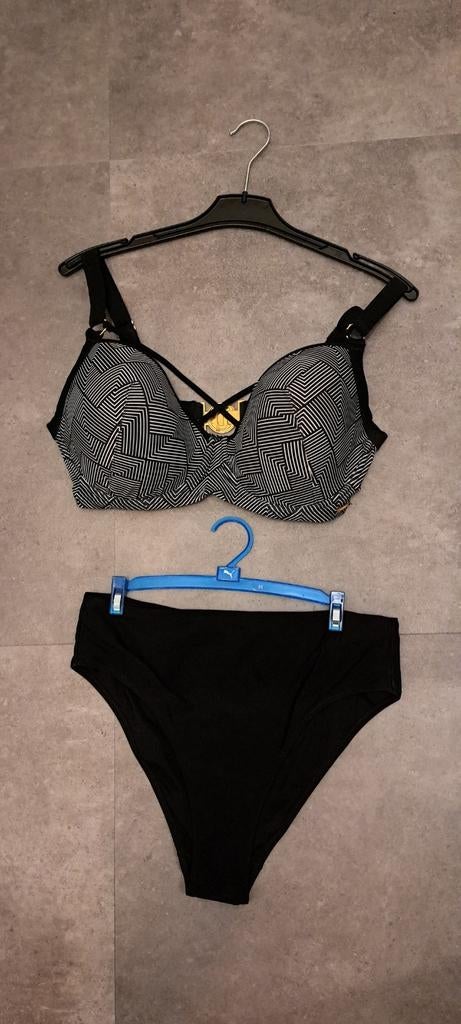 Sapph bikini en broek M Puma, Verzenden, Zo goed als nieuw, Zwart, Bikini