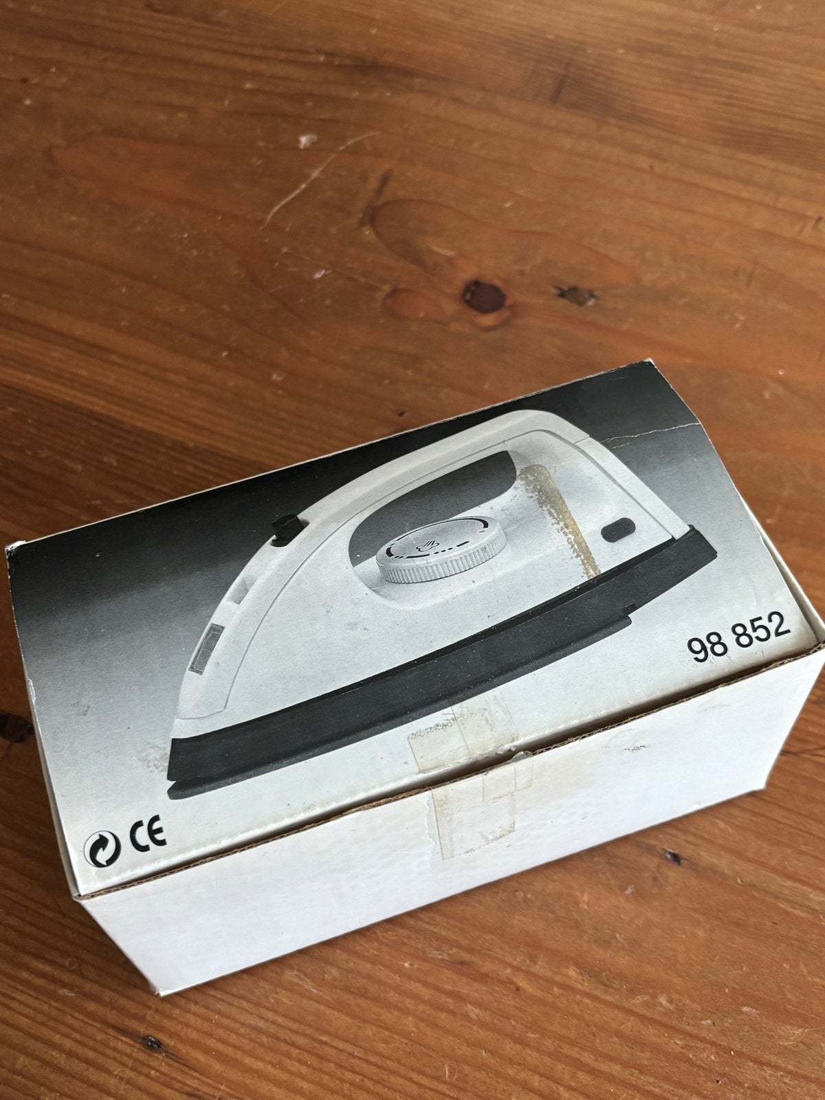 Compact reis-stoomstrijkijzer Europro 500W, Ophalen of Verzenden, Zo goed als nieuw, Strijkijzer met snoer