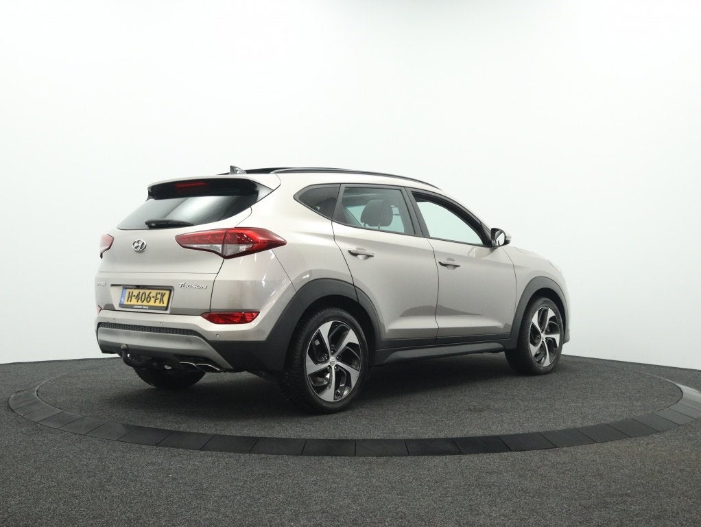 Hyundai Tucson Hyundai Tucson 1.6 T-GDi Comfort 4WD | Trekha, Gebruikt, 4 cilinders, Wit, Bedrijf