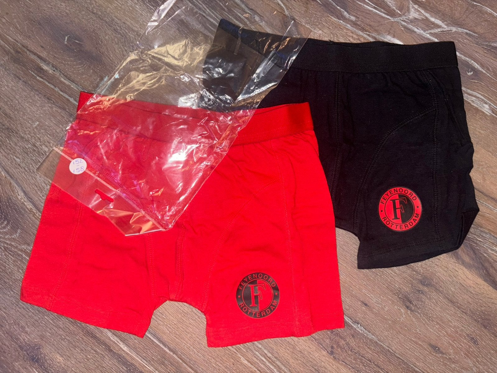 feyenoord boxershorts maat152/158 (2 stuks) nieuw, Ophalen of Verzenden, Zo goed als nieuw, Meisje, Broek