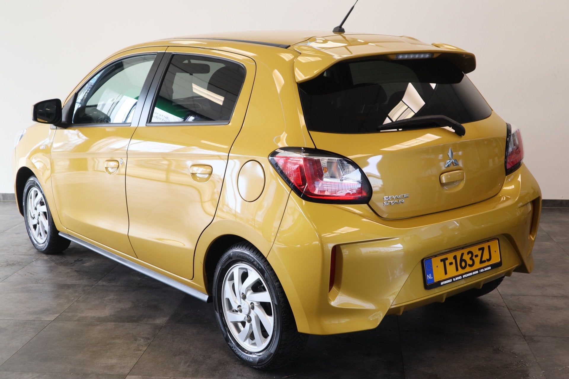 Mitsubishi Space Star 1.2 Dynamic Automaat Camera Apple Carp, Auto's, Mitsubishi, Stof, Gebruikt, Bedrijf, 19 km/l