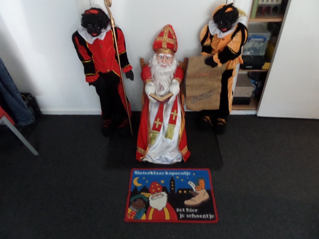 Sinterklaas, Diversen, Ophalen, Zo goed als nieuw
