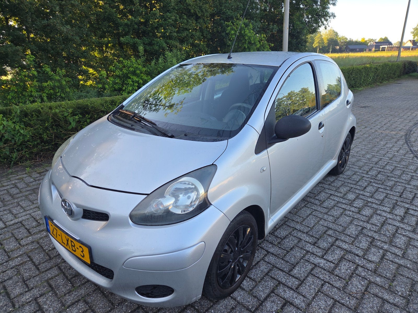Toyota Aygo 1.0 12V  Apk 06-2027. / Airco, Auto's, Voorwielaandrijving, Stof, 4 stoelen, 68 pk