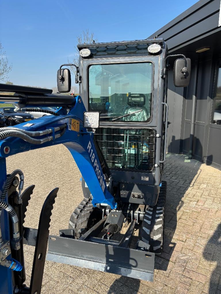 Rippa (kubota) R18 minigraver 1,8 ton met cabine, Ophalen of Verzenden, Graafmachine