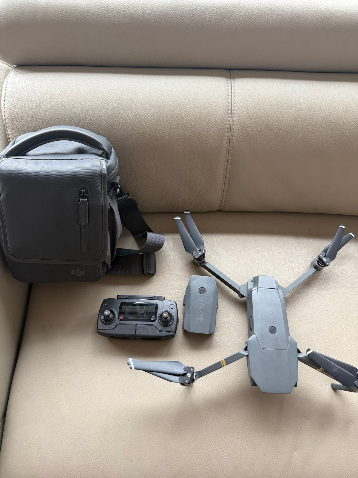 DJI Mavic Pro Drone met Controller en Tas, 250 tot 900 gram, Gebruikt, Cameradrone, 5 tot 10 kilometer